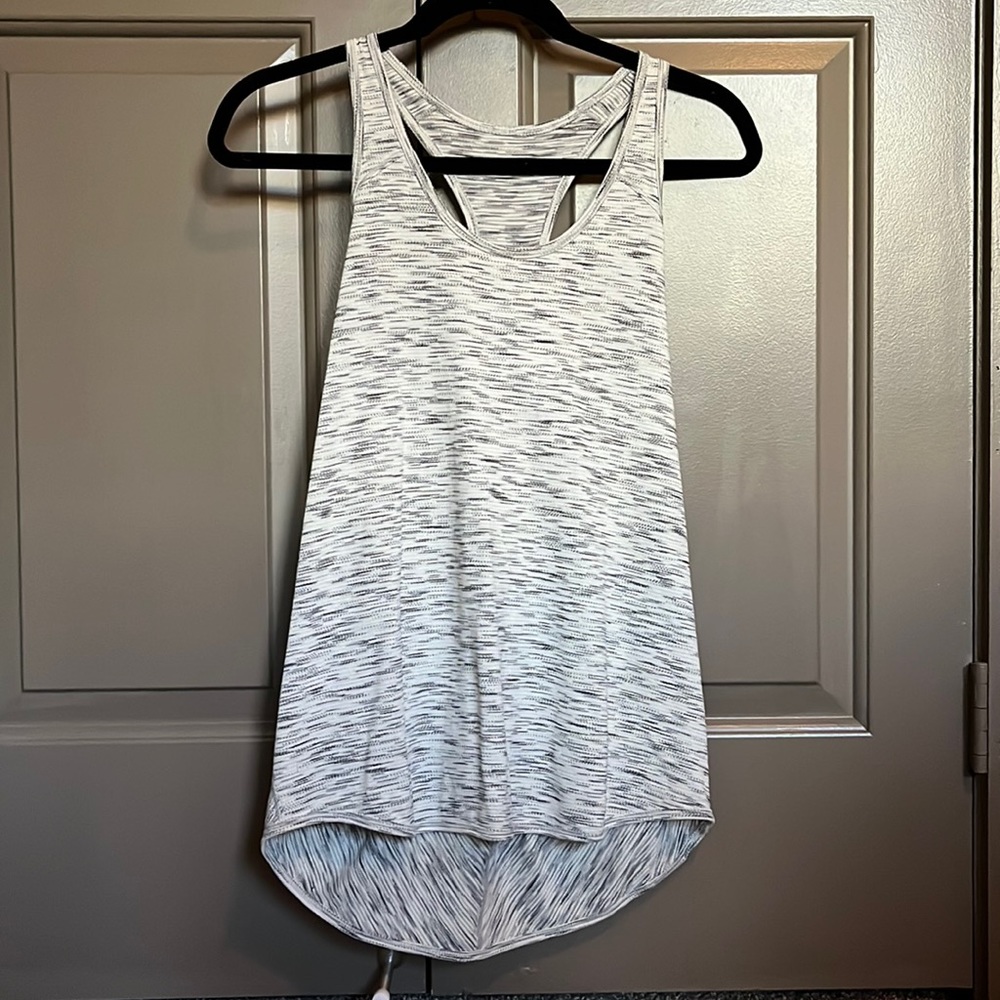 Lululemon tank top